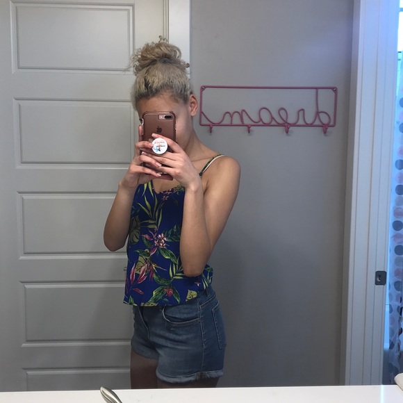 Denim shorts - Picture 2 of 4